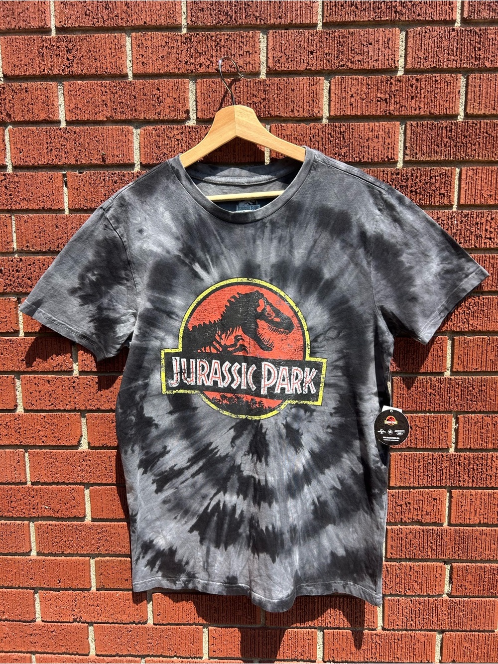 Jurassic Park Tie-Dye Graphic T-Shirt NWT Men’s Medium